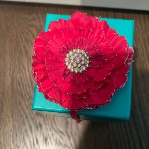 Size 11 Fuschia Tieks